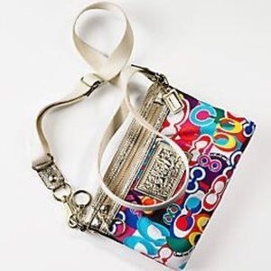 SALE ✨ Coach Poppy Pop C Graffiti Crossbody